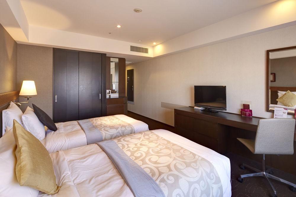 Okinawa Harborview Hotel